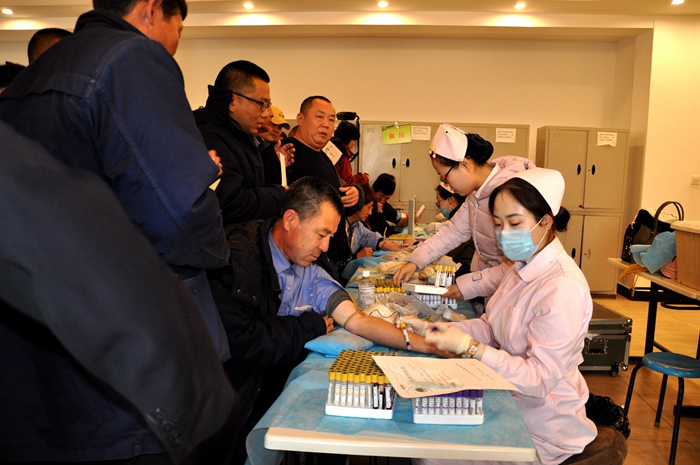 1510968552405660.jpg 700tj04.jpg